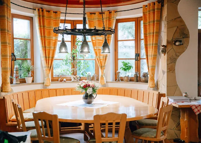Herrenschenke-café Eiring Hotel Königsberg in Bayern