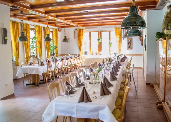 Herrenschenke-café Eiring 3* Königsberg in Bayern