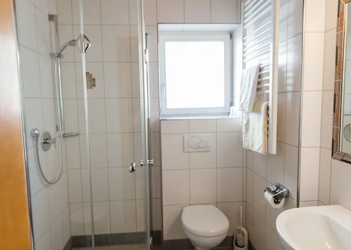 Hotel Herrenschenke-café Eiring 3*